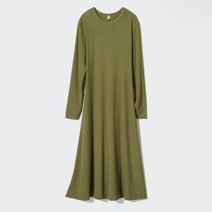 Uniqlo Ribbed Long-Sleeve Flare Dress
